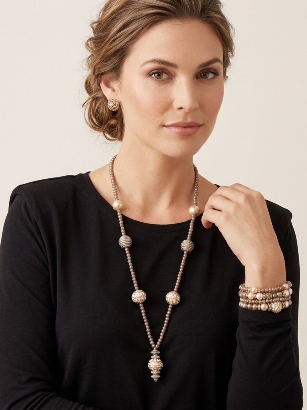 Handmade silver, tan and gold beaded necklace 14in
